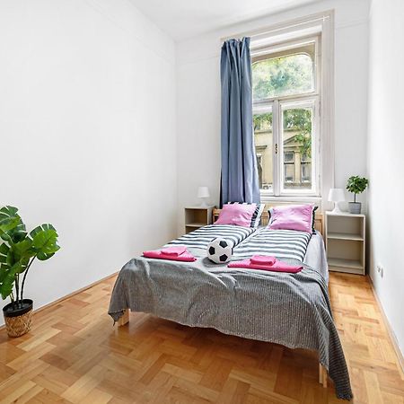 Urban Nice Homes Citycentre Budapest Bagian luar foto